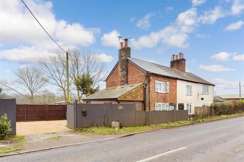 2 bedroom semi-detached house for sale, Andrews Hill, Billingshurst, West Sussex