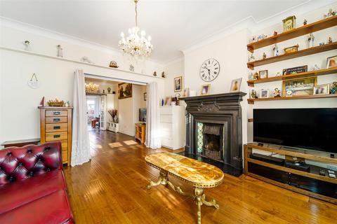 4 bedroom semi-detached house for sale, Windmill Road, Ealing W5