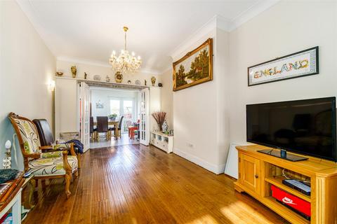 4 bedroom semi-detached house for sale, Windmill Road, Ealing W5