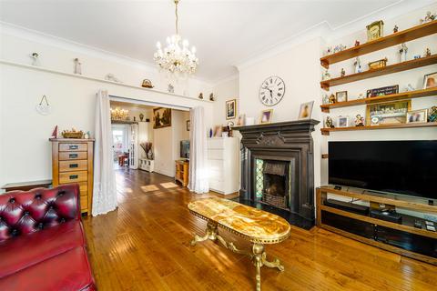 354 Windmill Road, London, W5 4UR