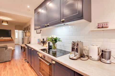 7 Beehive Lane, Chelmsford, CM2 9SU