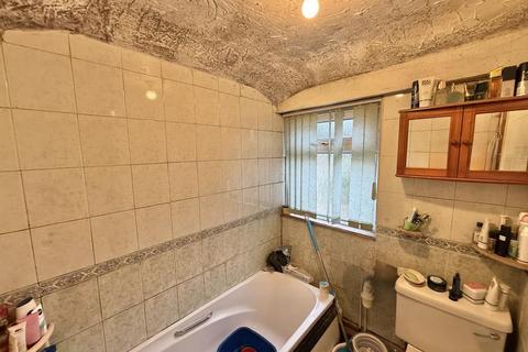 41 Marsh Lane, West Bromwich, B71 2DR