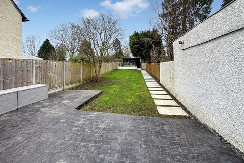 452 Limpsfield Road, Warlingham, CR6 9LG
