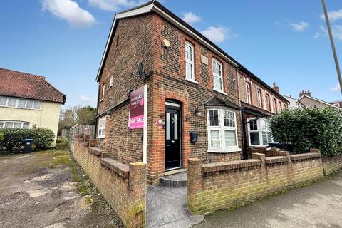 452 Limpsfield Road, Warlingham, CR6 9LG