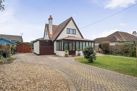 3 bedroom detached house for sale, Sundale Lane, Middleton-On-Sea, PO22