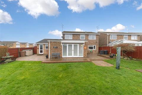 4 bedroom detached house for sale, Balcombe Close, Bedfordshire LU2