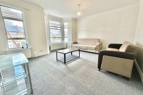 1 bedroom flat to rent, Alexandra Road, London