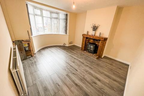 2 bedroom semi-detached house for sale, Crabourne Road, Dudley