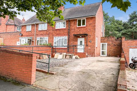 3 bedroom semi-detached house to rent, Walter Nash Road East, Kidderminster