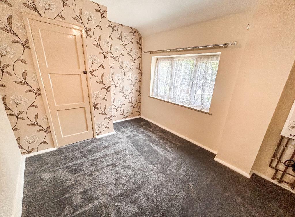 2nd Bedroom