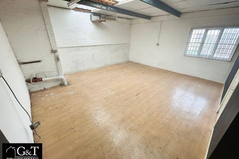 Property to rent, Sapcote Trading Centre, Powke Lane, Cradley Heath