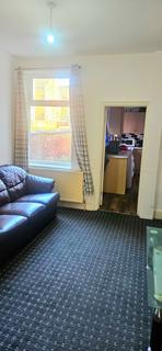 1 bedroom in a house share to rent, Manchester M13