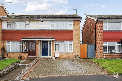 2 bedroom end of terrace house for sale, Ambleside, Sittingbourne, Kent, ME10