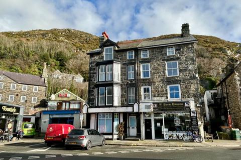 Studio for sale, Glan Y Werydd Shop, Flat 2 & 3, High Street, Barmouth