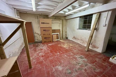 undefined, Glan Y Werydd Shop, Flat 2 & 3, High Street, Barmouth