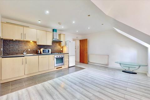 2 bedroom apartment for sale, Roxborough Park, Harrow, HA1