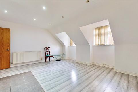 2 bedroom apartment for sale, Roxborough Park, Harrow, HA1