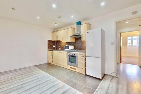 2 bedroom apartment for sale, Roxborough Park, Harrow, HA1