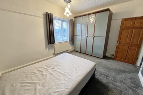 10 Redhill Close, Stourbridge, DY8 1NF