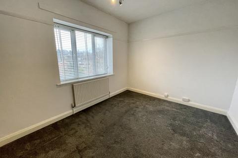 10 Redhill Close, Stourbridge, DY8 1NF