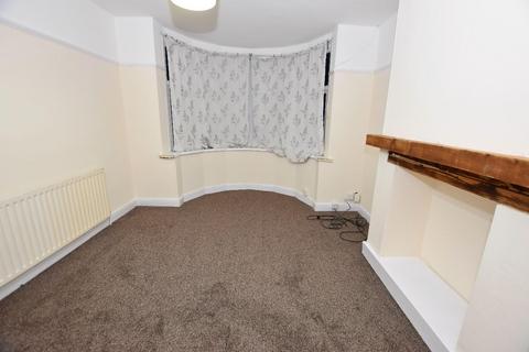 3 bedroom semi-detached house to rent, Wolverhampton Road South,Birmingham