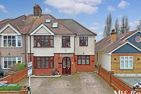 4 bedroom semi-detached house for sale, Lodge Lane, Grays