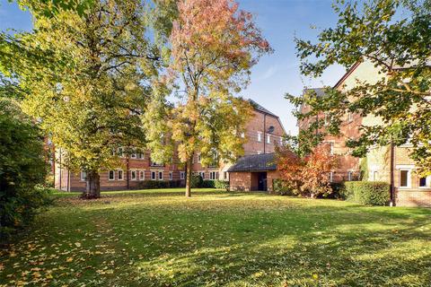 2 bedroom flat for sale, Victory Road, London, E11