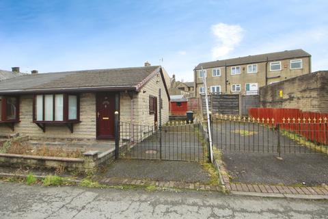 2 bedroom bungalow for sale, Queen Street, Glossop SK13