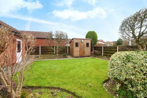 3 bedroom bungalow for sale, Woodleigh Close, York YO32