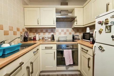 1 bedroom apartment for sale, Grove Court, Hazel Grove SK7