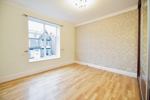 3 bedroom end of terrace house for sale, Carlton Road, South Yorkshire S6