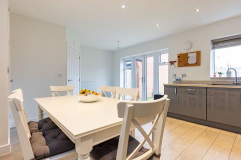 26 Jackson Avenue, Bishops Tachbrook, Leamington Spa, CV33 9SS