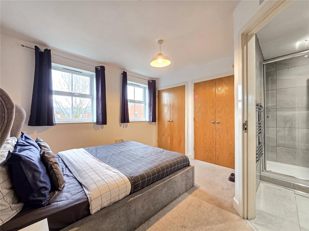 En-Suite Bedroom