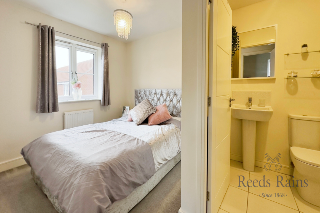 Bedroom & Ensuite