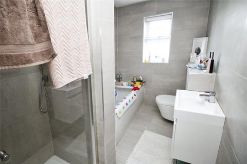 7 Middlefield Close, Dunscroft, Doncaster, DN7 4GB