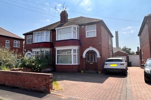 3 bedroom semi-detached house to rent, West Grove, South Yorkshire DN2