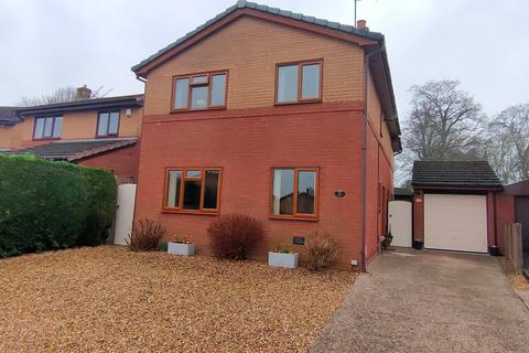 4 bedroom detached house for sale, Vyrnwy Close, Wrexham LL11