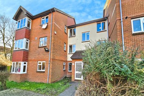 51 Sterling Gardens, London, SE14 6DU