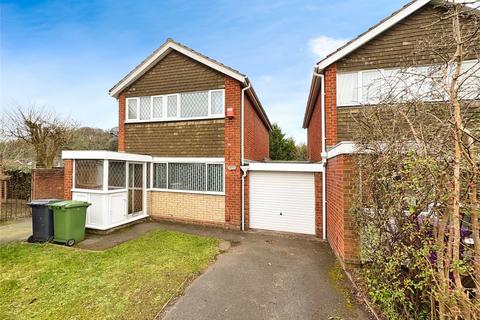 4 bedroom detached house to rent, Tyrley Close, Wolverhampton WV6