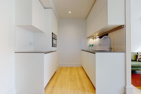 Studio to rent, Olympic Way