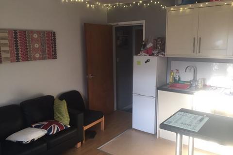 3 bedroom house to rent, Nottingham NG7