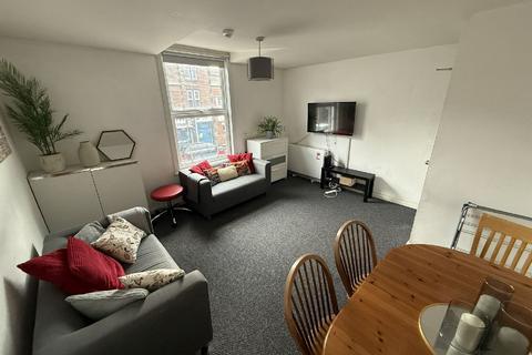 4 bedroom house to rent, Thomas Place (D), Arboretum, Nottingham NG7