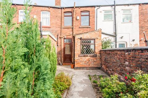 2 bedroom terraced house to rent, Ormskirk Road, Wigan WN5