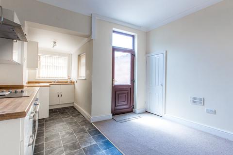 2 bedroom terraced house to rent, Ormskirk Road, Wigan WN5