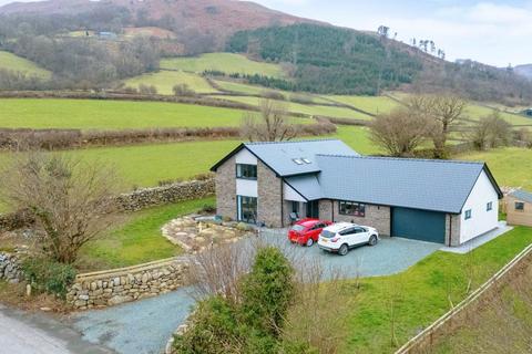 4 bedroom detached house for sale, Llanwrthwl, Llandrindod Wells, LD1