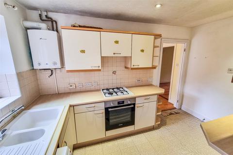 5 Brambles Close, Ash, Aldershot, GU12 6NY
