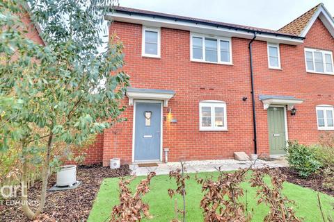 3 bedroom end of terrace house for sale, Merchant Avenue, BURY ST EDMUNDS