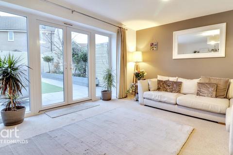 3 bedroom end of terrace house for sale, Merchant Avenue, BURY ST EDMUNDS