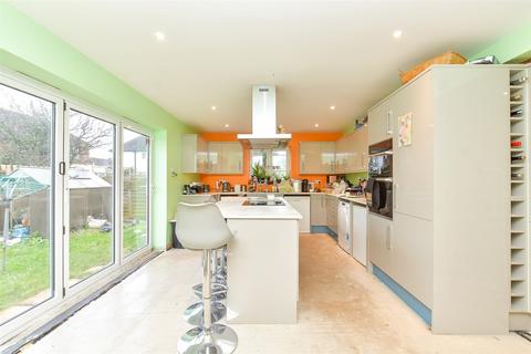 4 bedroom detached bungalow for sale, Green Way, Middleton-On-Sea, Bognor Regis, West Sussex