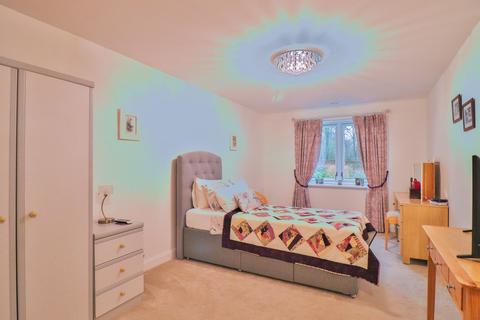 2 bedroom apartment for sale, Tyefield Place, Hadleigh, IP7